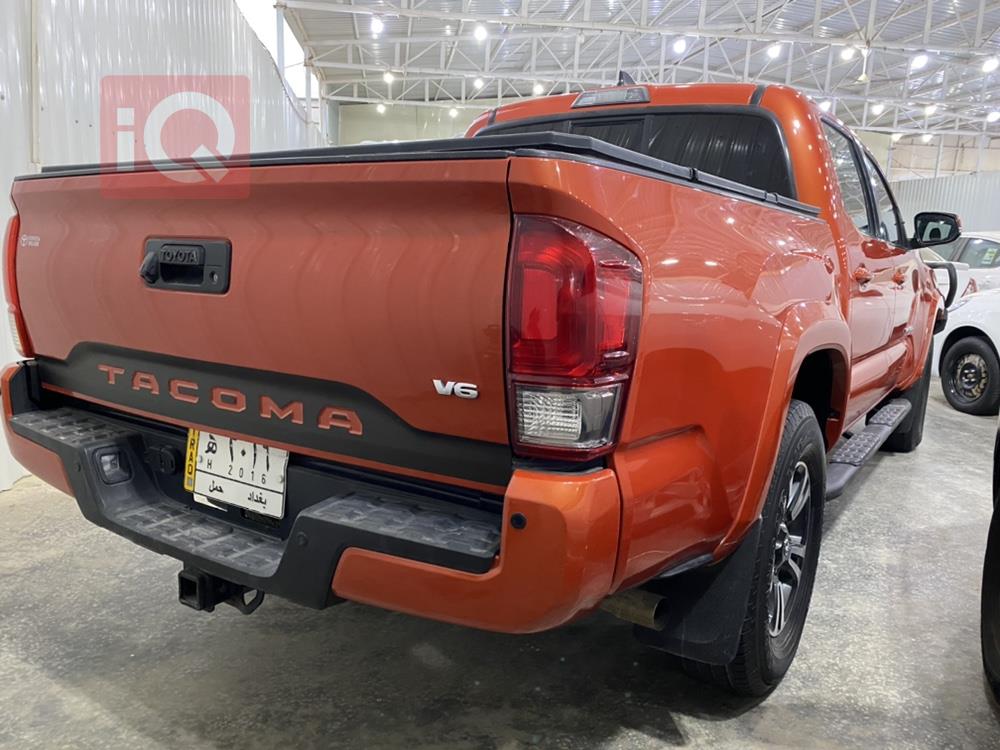 Toyota Tacoma